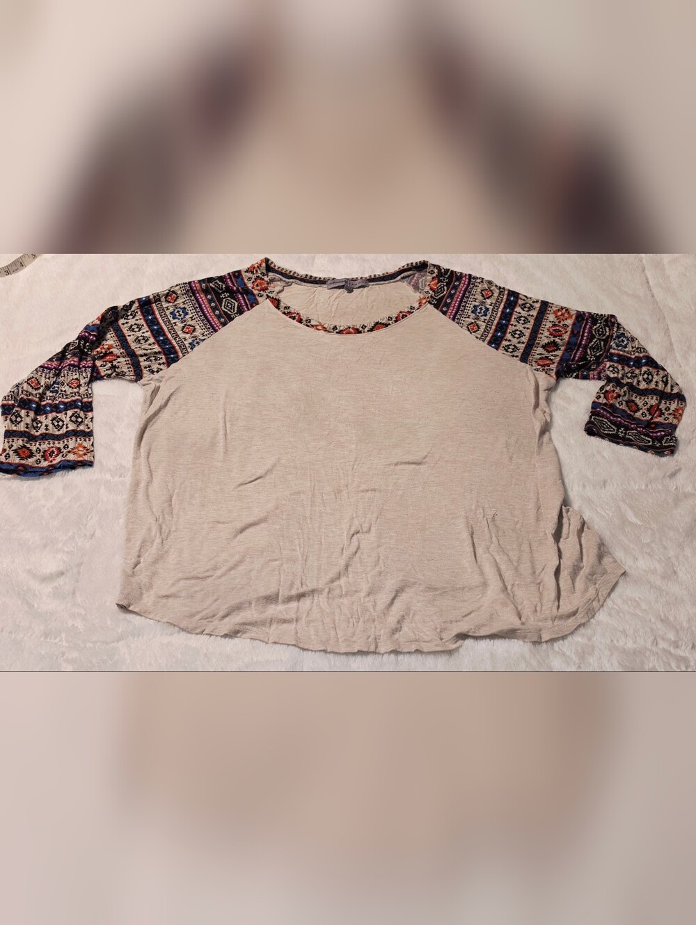 Absolutely Famous Cream Baseball Tee, Multicolor Aztec Raglan Sleeves (o1-45)